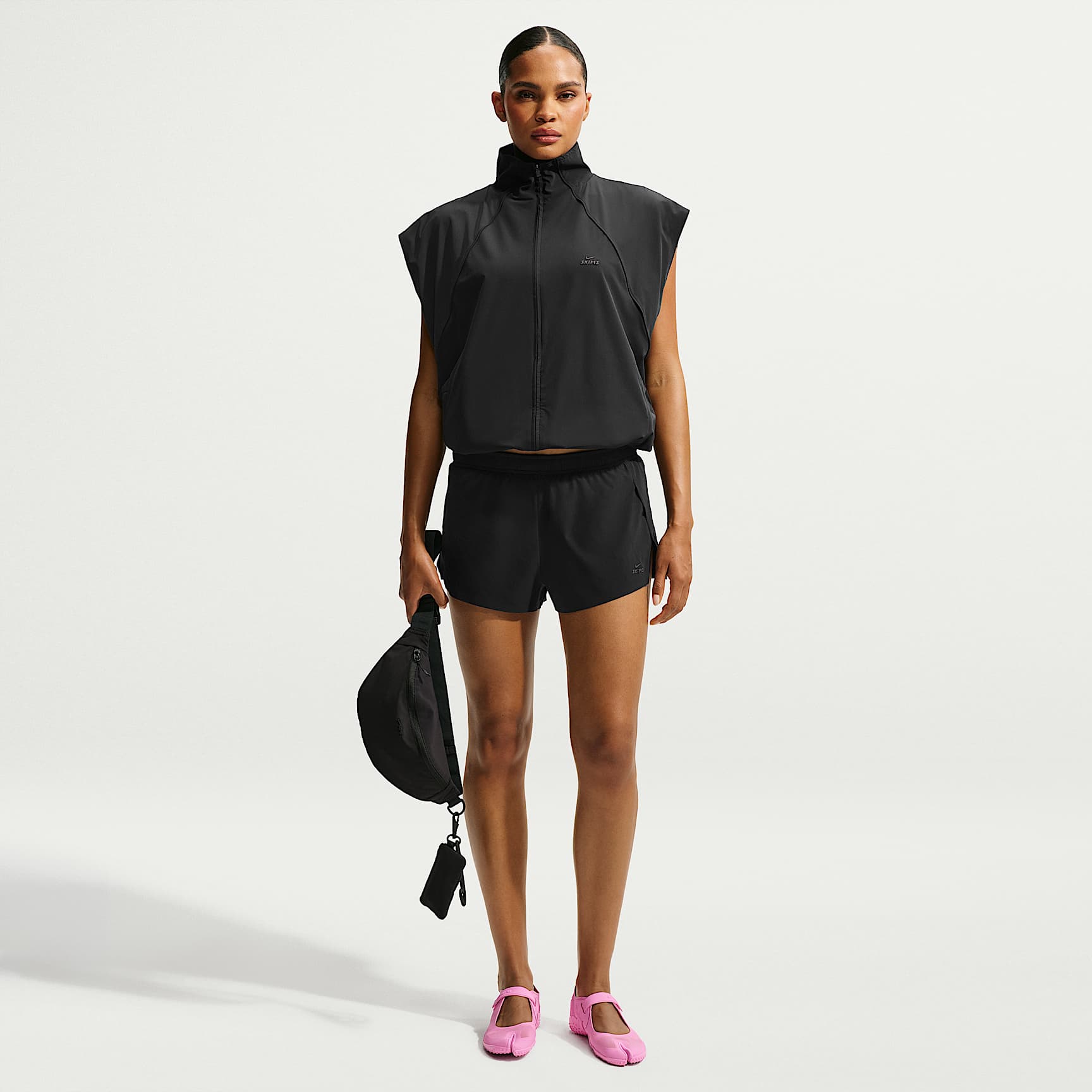 NIKE公式】NikeSKIMS Stretch Nylon ウィメンズ ランナーショート